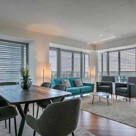 Alcam Llum Deluxe Apartment Барселона Екстериор снимка