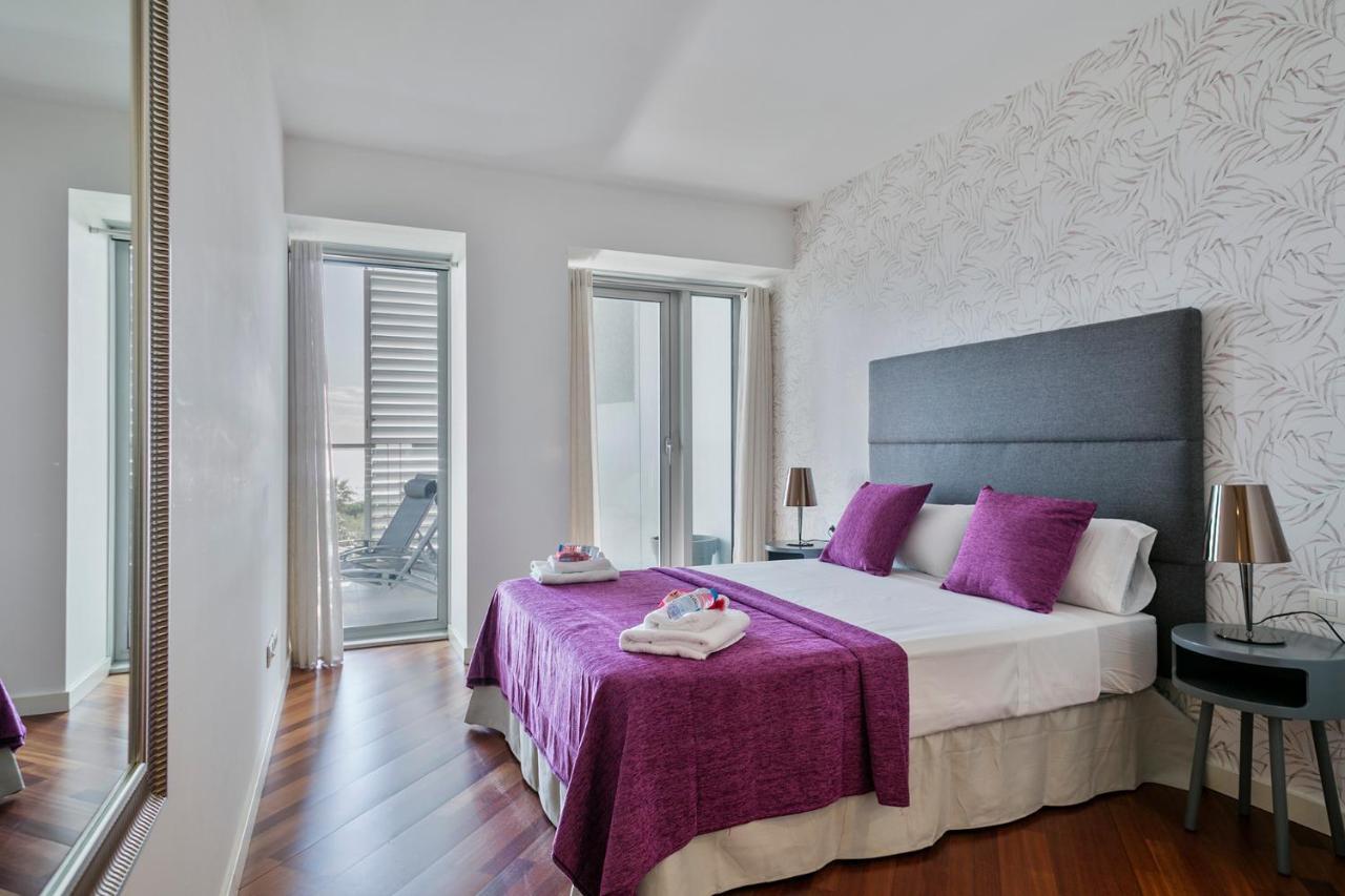 Alcam Llum Deluxe Apartment Барселона Екстериор снимка