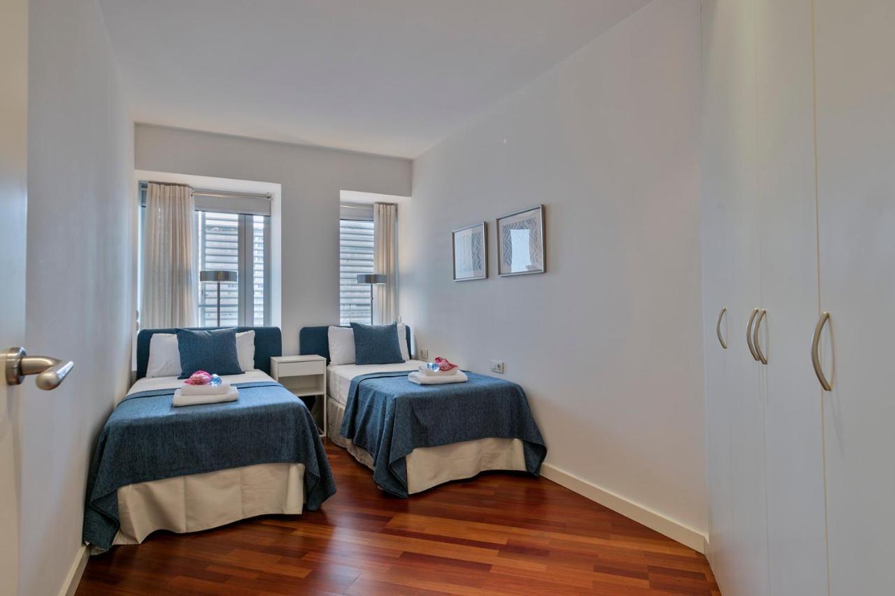 Alcam Llum Deluxe Apartment Барселона Екстериор снимка