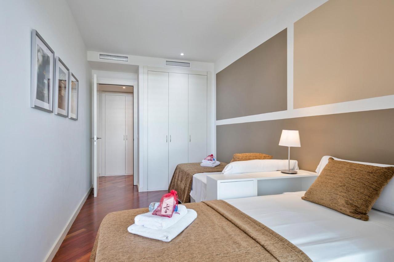 Alcam Llum Deluxe Apartment Барселона Екстериор снимка