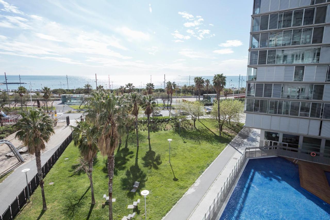 Alcam Llum Deluxe Apartment Барселона Екстериор снимка