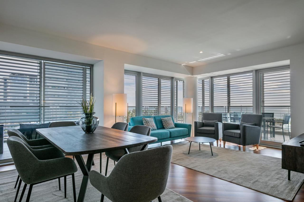 Alcam Llum Deluxe Apartment Барселона Екстериор снимка